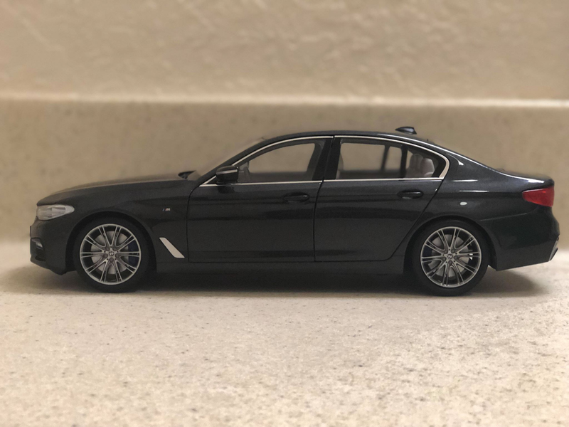 Illustration for article titled Kyosho 1/18 2017 BMW 540i M-Sport (G30): the LaLD review